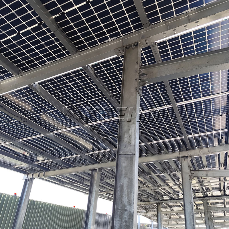 Abri solaire en acier au carbone galvanis&eacute; Kseng - Syst&egrave;me d'auvent de stationnement solaire durable