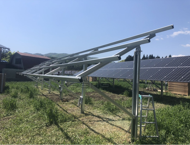 syst&egrave;me de montage au sol solaire