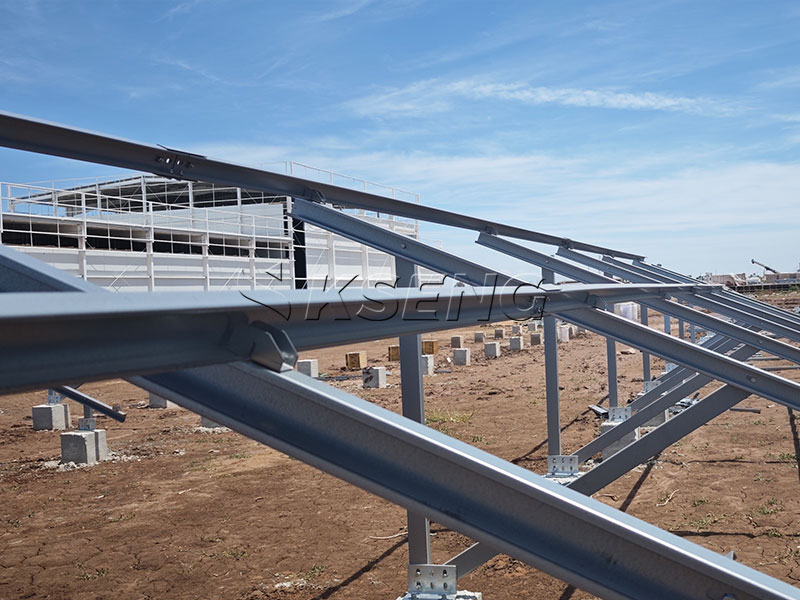 Kseng-engineering-team-designing3.67MW-Mexique-solaire-montage-syst&egrave;me
