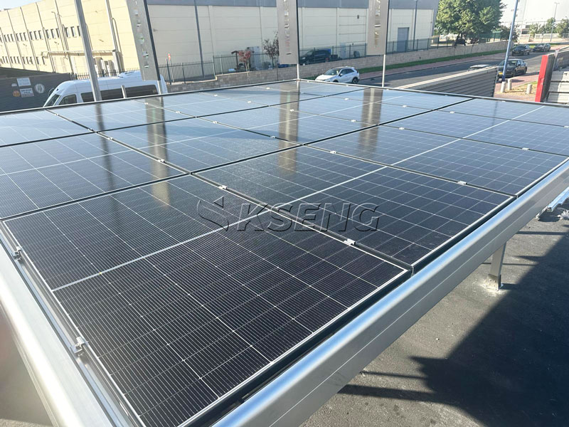 auvent-solaire-en-aluminium-imperm&eacute;able