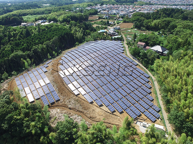 Système de montage au sol pour panneaux solaires Chiba-ken, Japon, 1 MW