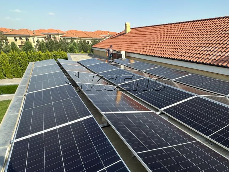Installation solaire pour toit plat Azerba&iuml;djan