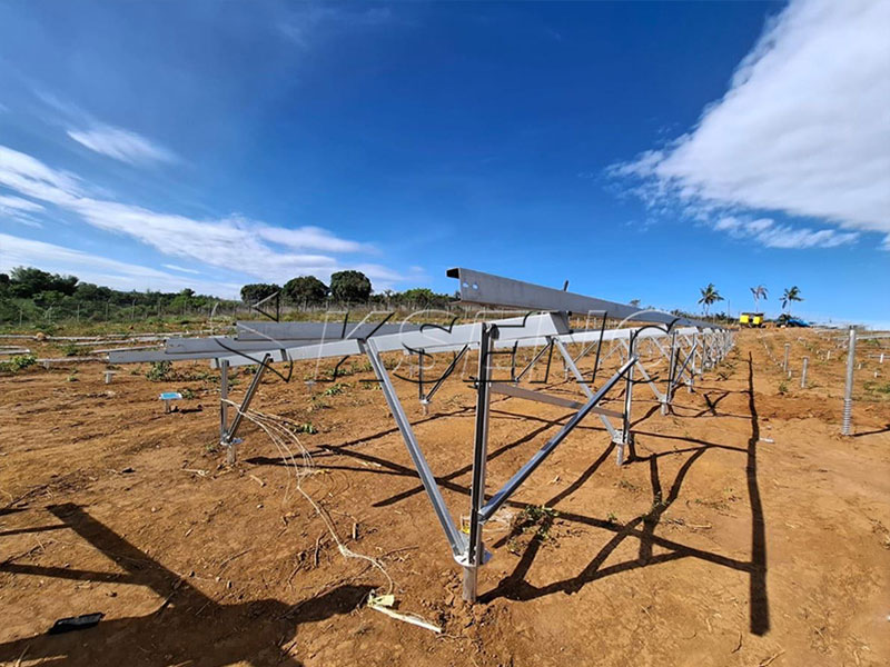 Fabricant de rayonnages solaires en aluminium