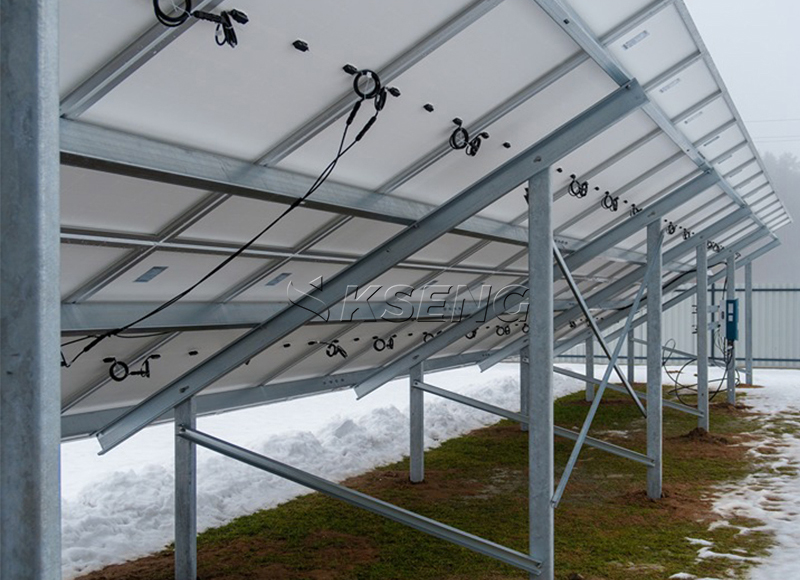 syst&egrave;me de montage au sol pour panneaux solaires