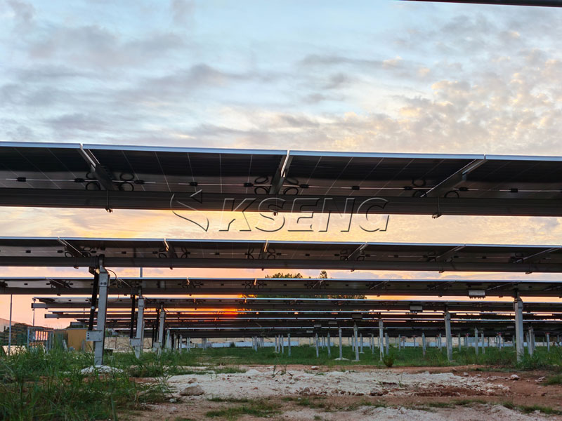 Syst&egrave;me de suivi solaire horizontal &agrave; axe unique Kseng KST-1P 1P