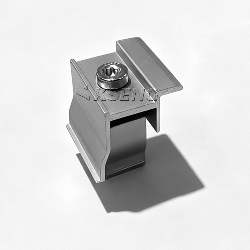 Pince d'extr&eacute;mit&eacute; rapide solaire pour support de montage solaire