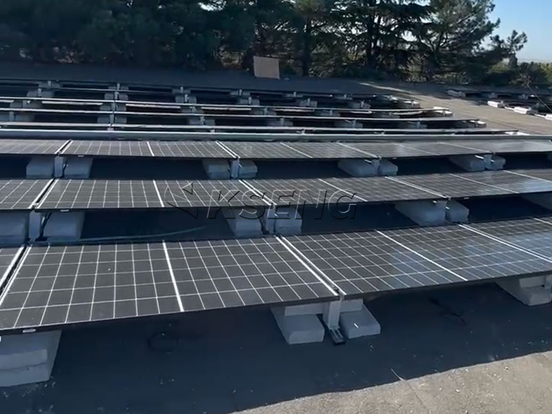 Syst&egrave;me de montage solaire sur toit commercial pour toit plat en b&eacute;ton