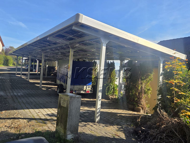 Structure-de-montage-en-aluminium-pour-un-abri-solaire-commercial