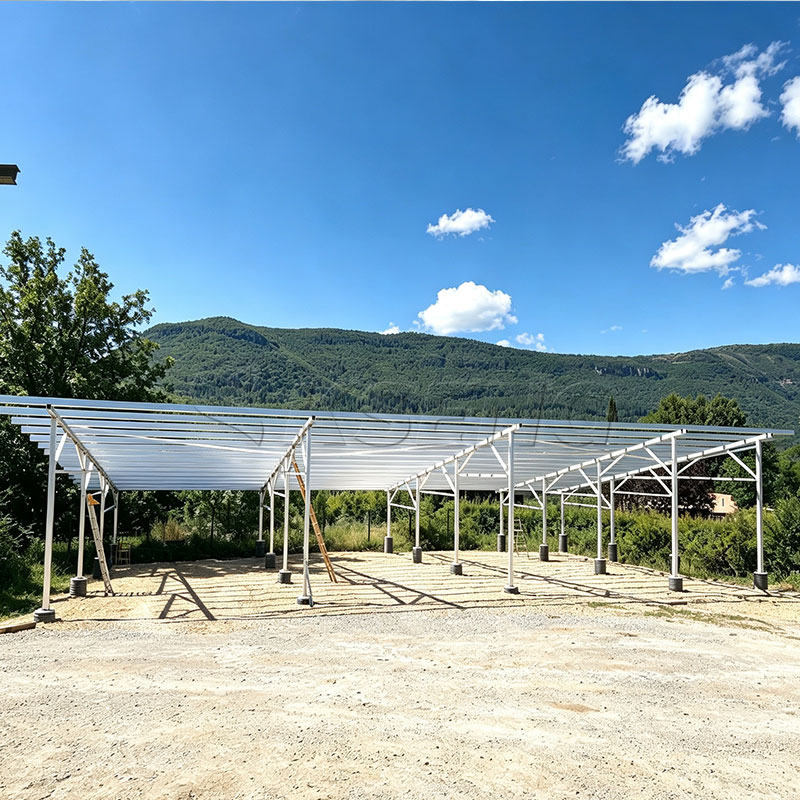 Syst&egrave;me de montage pour abri de voiture solaire en aluminium avec renfort diagonal renforc&eacute;