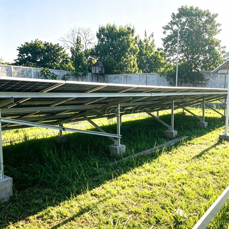 projet-PV-solaire-montage-au-sol-fondation-en-b&eacute;ton-anti-rouille-ZAM-haute humidit&eacute;